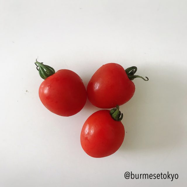 ミャンマー野菜：トマト（カヤンジィディー）