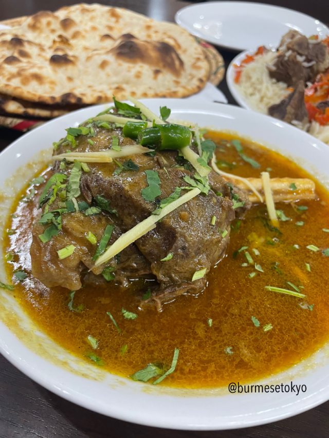 インドパキスタン料理「HANDI」の本場のニハリ