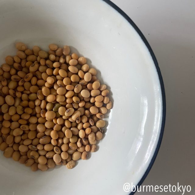 ミャンマーカヤー州産の大豆（ペーボウッ）